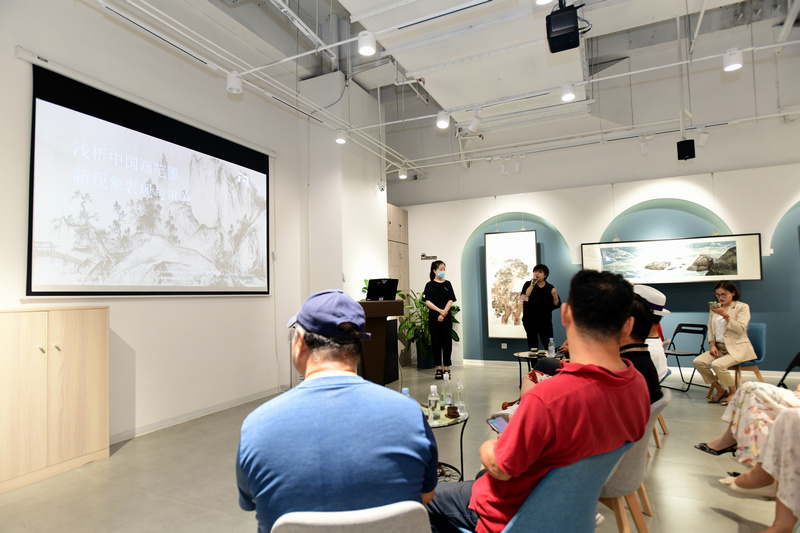 画展开幕仪式现场。