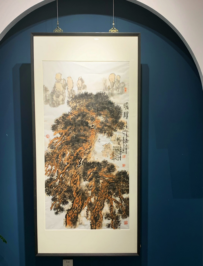 京津中国画作品六人展现场展出的作品。