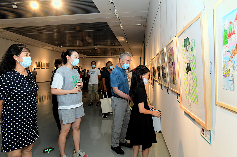 “童年不同样，印象桃花源——首届青少儿艺术作品展”现场