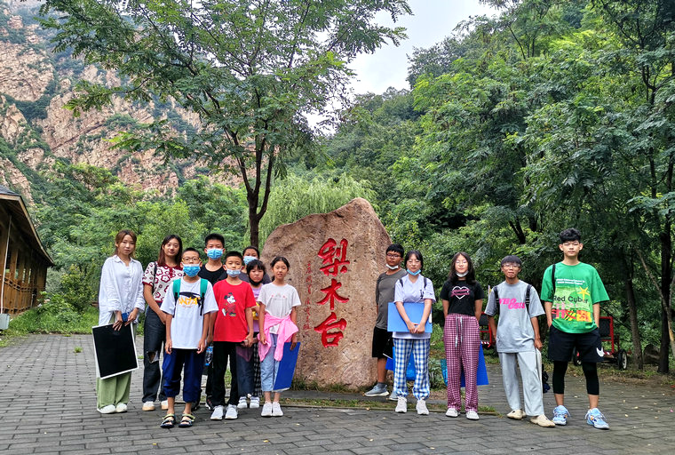 怀德书院组织学员到蓟州采风写生，敬畏、领悟“大自然”。