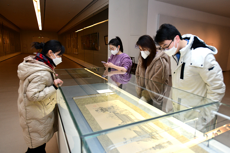 天津美术馆“南通刺绣及女红技艺传习研究展”现场