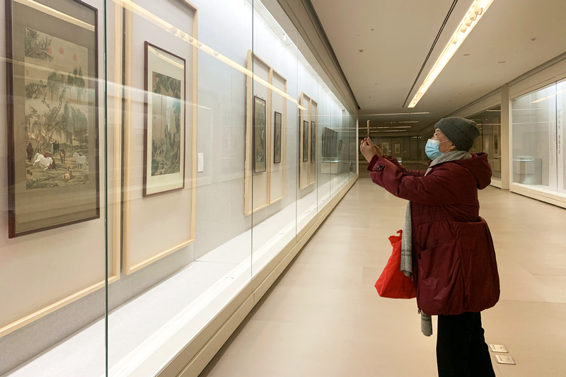 天津美术馆“南通刺绣及女红技艺传习研究展”现场