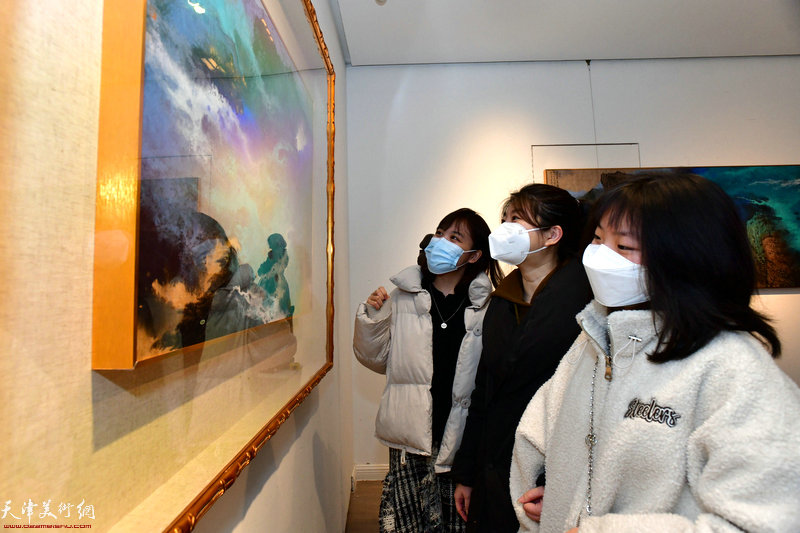鼎天国际－中国空间“色界Ⅱ·李博隽绘画作品展”现场