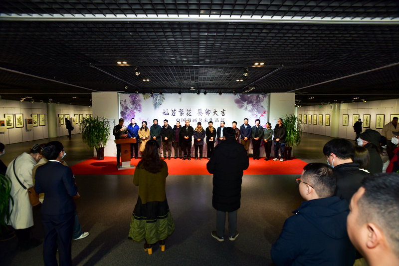 “灿若繁花 癸卯大吉—中国书画名家作品展”在天津港保税区文化中心开幕