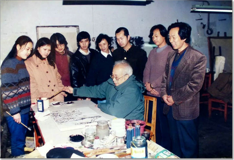 1991年孙其峰先生为学生授课