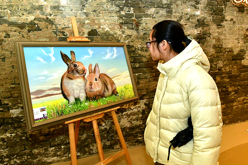 青年艺术家李欣个人艺术展暨南开大学文创艺术师生展现场